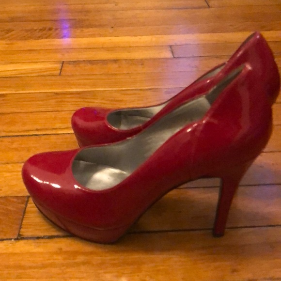 Guess Heels 👠 Vernis Red - Picture 7 of 7